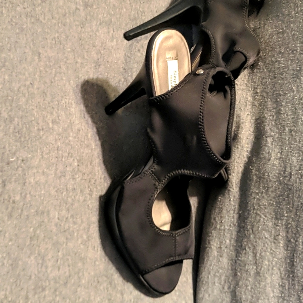 Simply Vera Wang